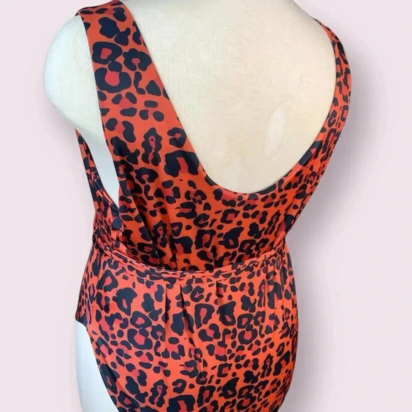 Fashion Nova One Piece Plunging Wrap Around Swimsuit Plus Size 3X Animal Print - Picture 11 of 16